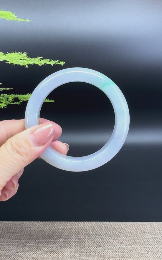 Load and play video in Gallery viewer, Genuine Burmese Icy Lavender Green Jade Jadeite Bangle Bracelet ( 55.2mm )
