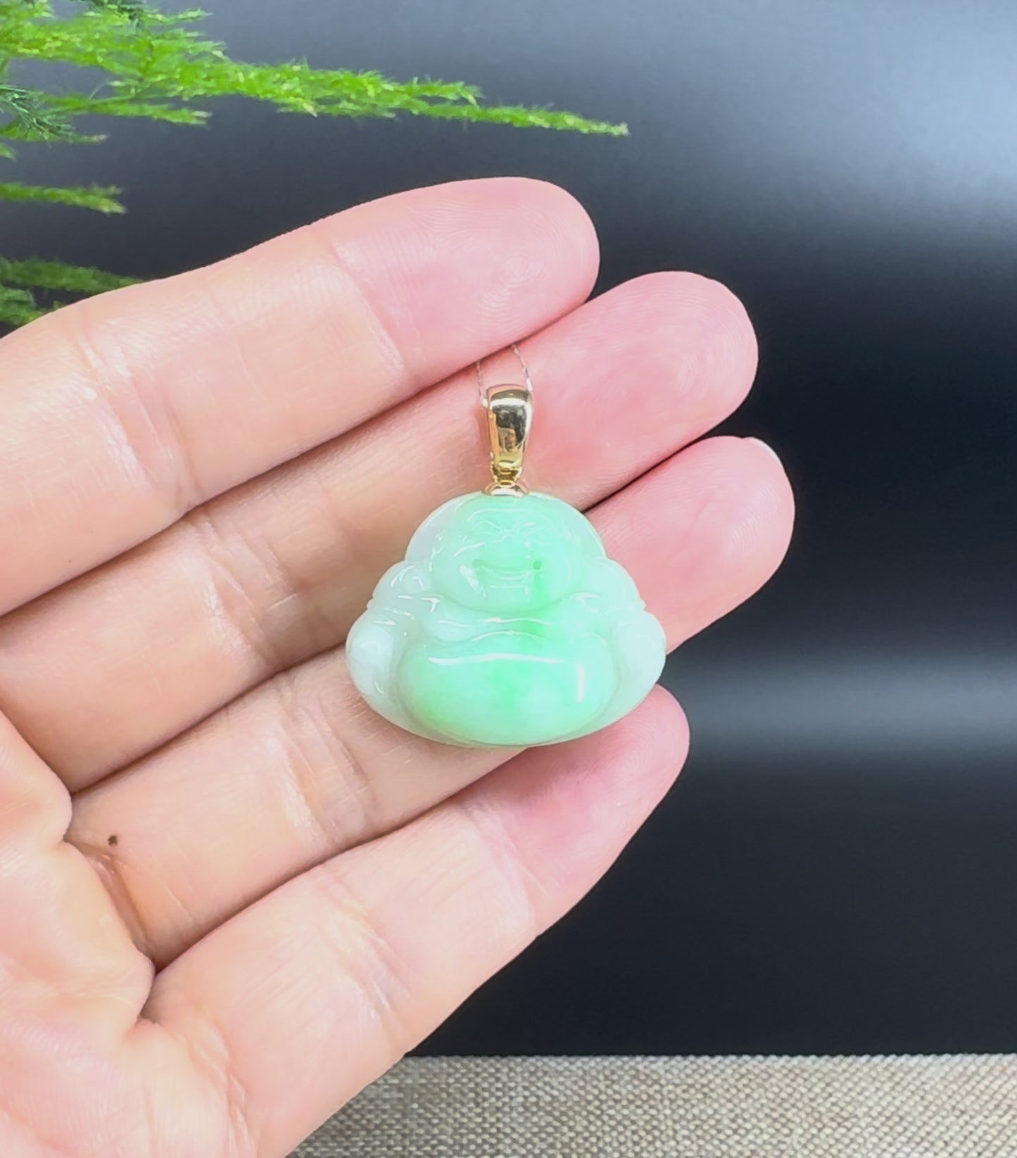 Load and play video in Gallery viewer, 18K Yellow Gold Burmese Green Jadeite Jade Happy Buddha Pendant
