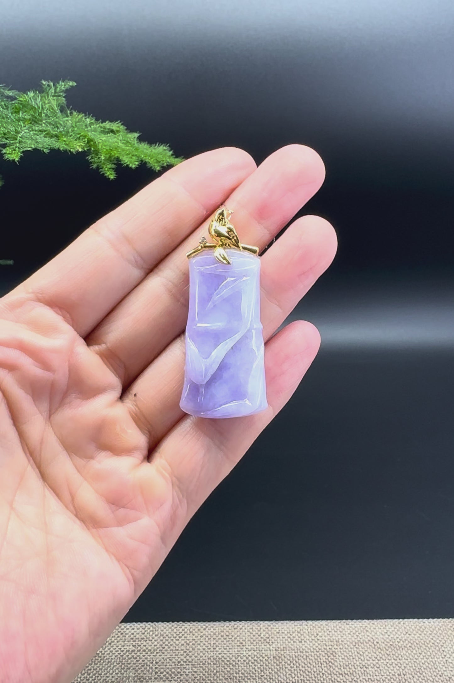 18k Yellow Gold Genuine Burmese Lavender Jadeite Jade Bamboo Pendant Necklace