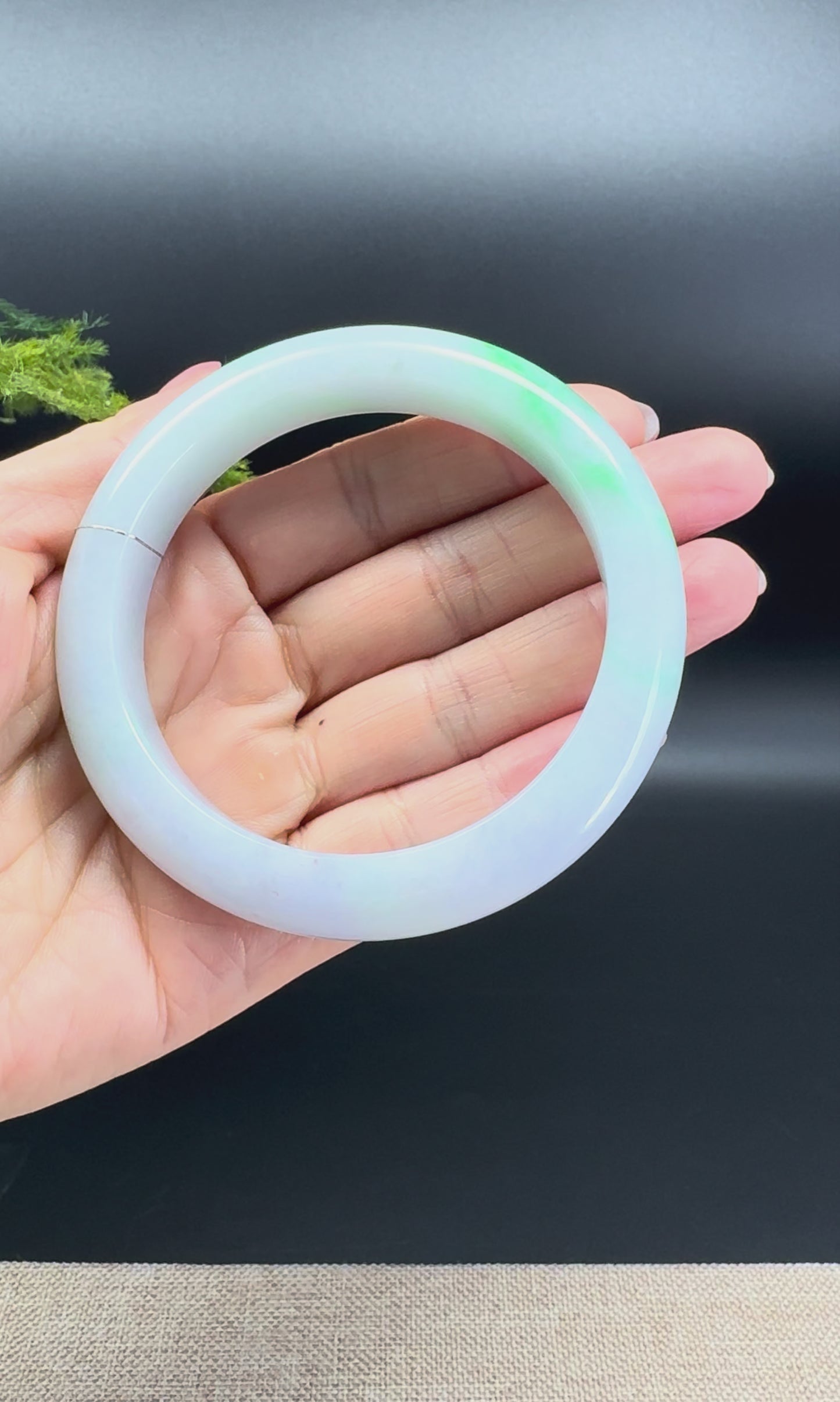 Load and play video in Gallery viewer, Genuine Burmese Lavender Green Jade Jadeite Bangle Bracelet ( 61.6mm )
