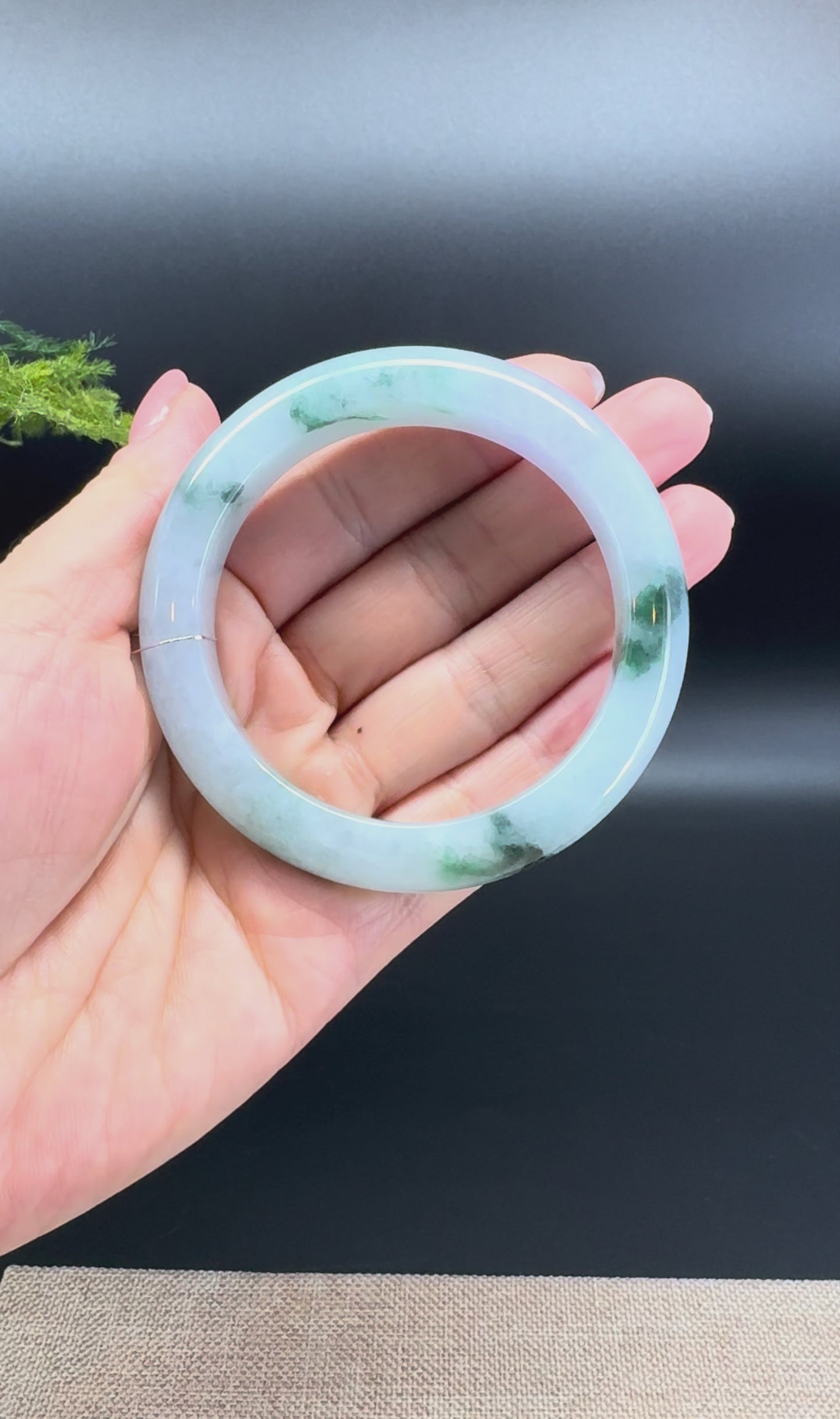Load and play video in Gallery viewer, Genuine Burmese Lavender Green Jade Jadeite Bangle Bracelet ( 56mm )
