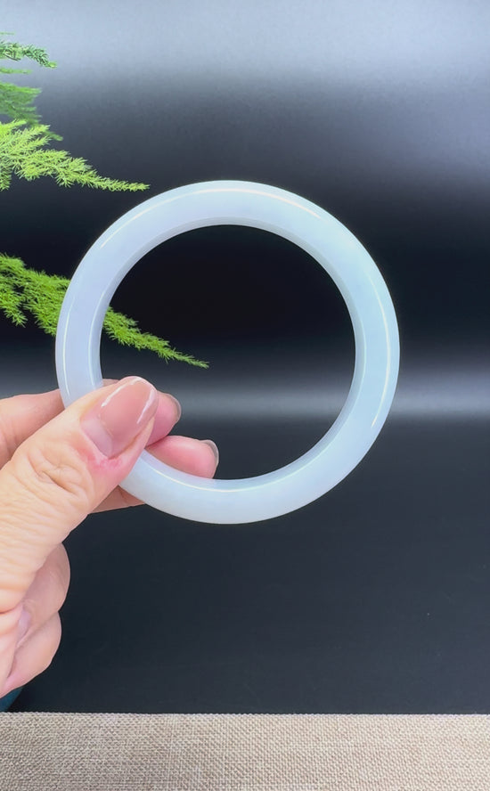 Load and play video in Gallery viewer, Genuine Burmese Lavender Green Jade Jadeite Bangle Bracelet ( 61.4mm )
