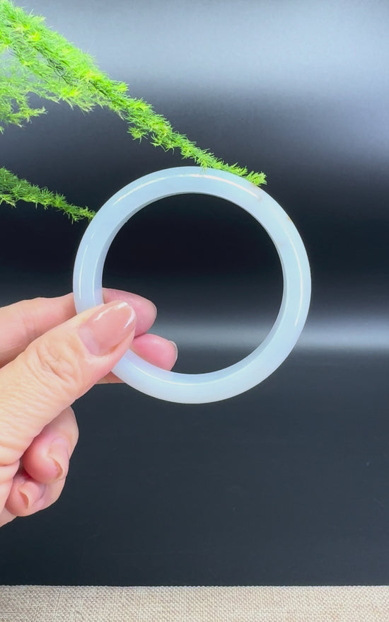 Load and play video in Gallery viewer, Genuine Burmese Lavender Green Jade Jadeite Bangle Bracelet ( 57mm )
