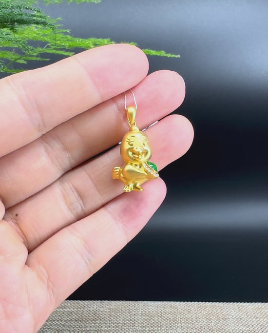 Load and play video in Gallery viewer, RealJade®  12 Zodiac: 18k Yellow Gold Rooster Pendant Necklace with Green Imperial Jade &amp;amp; Diamonds
