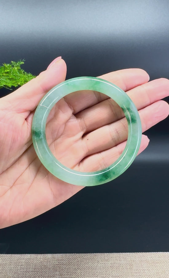 Load and play video in Gallery viewer, Genuine Burmese Oil Green Jade Jadeite Bangle Bracelet ( 53.6mm )
