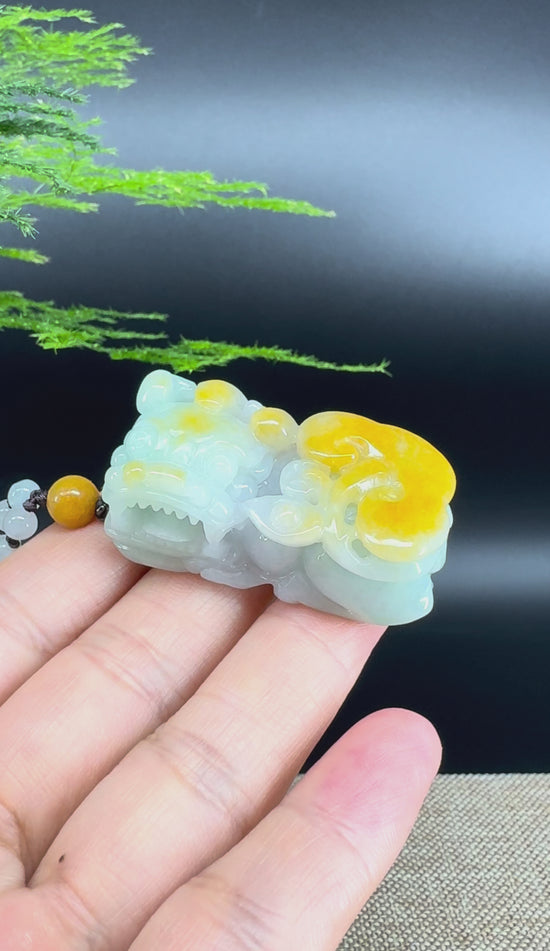 Load and play video in Gallery viewer, RealJade® Co. Pi Xiu Genuine Burmese Jadeite Jade PiXiu Pendant Necklace (FengShui Lucky)
