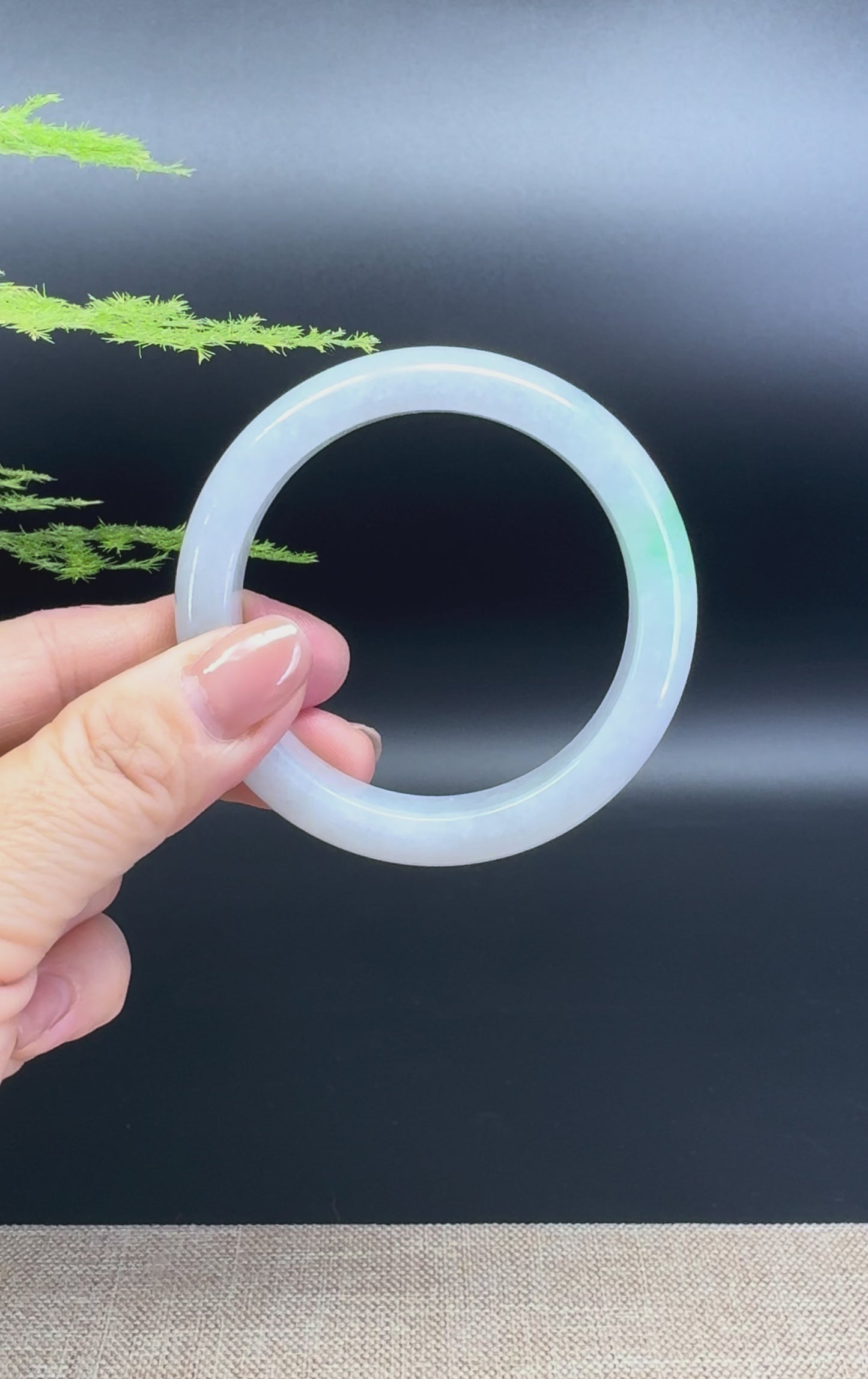 Load and play video in Gallery viewer, Genuine Burmese Icy Green Jade Jadeite Bangle Bracelet ( 53.4mm )
