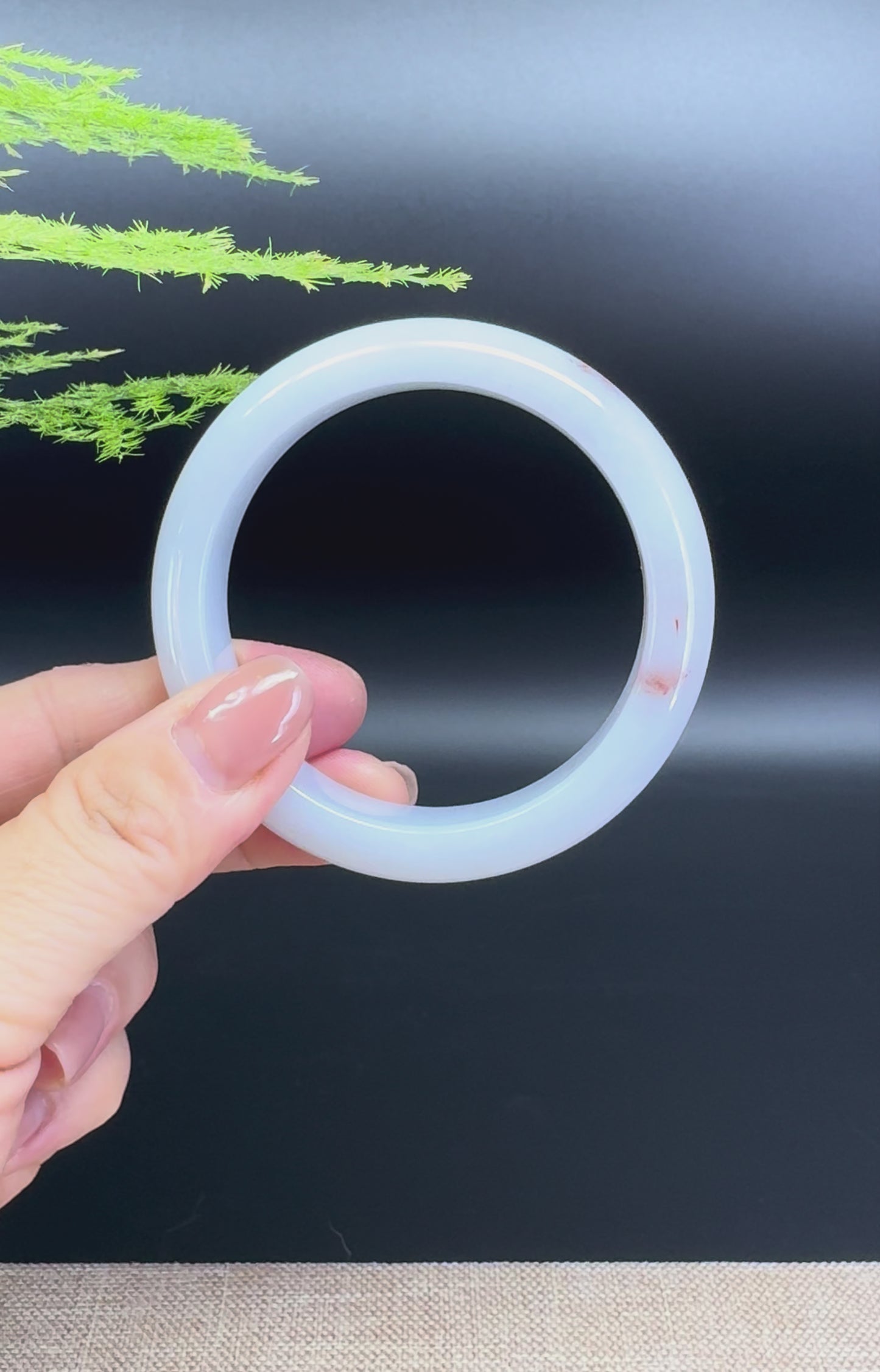 Load and play video in Gallery viewer, Genuine Burmese Lavender Jade Jadeite Bangle Bracelet ( 54.8mm )
