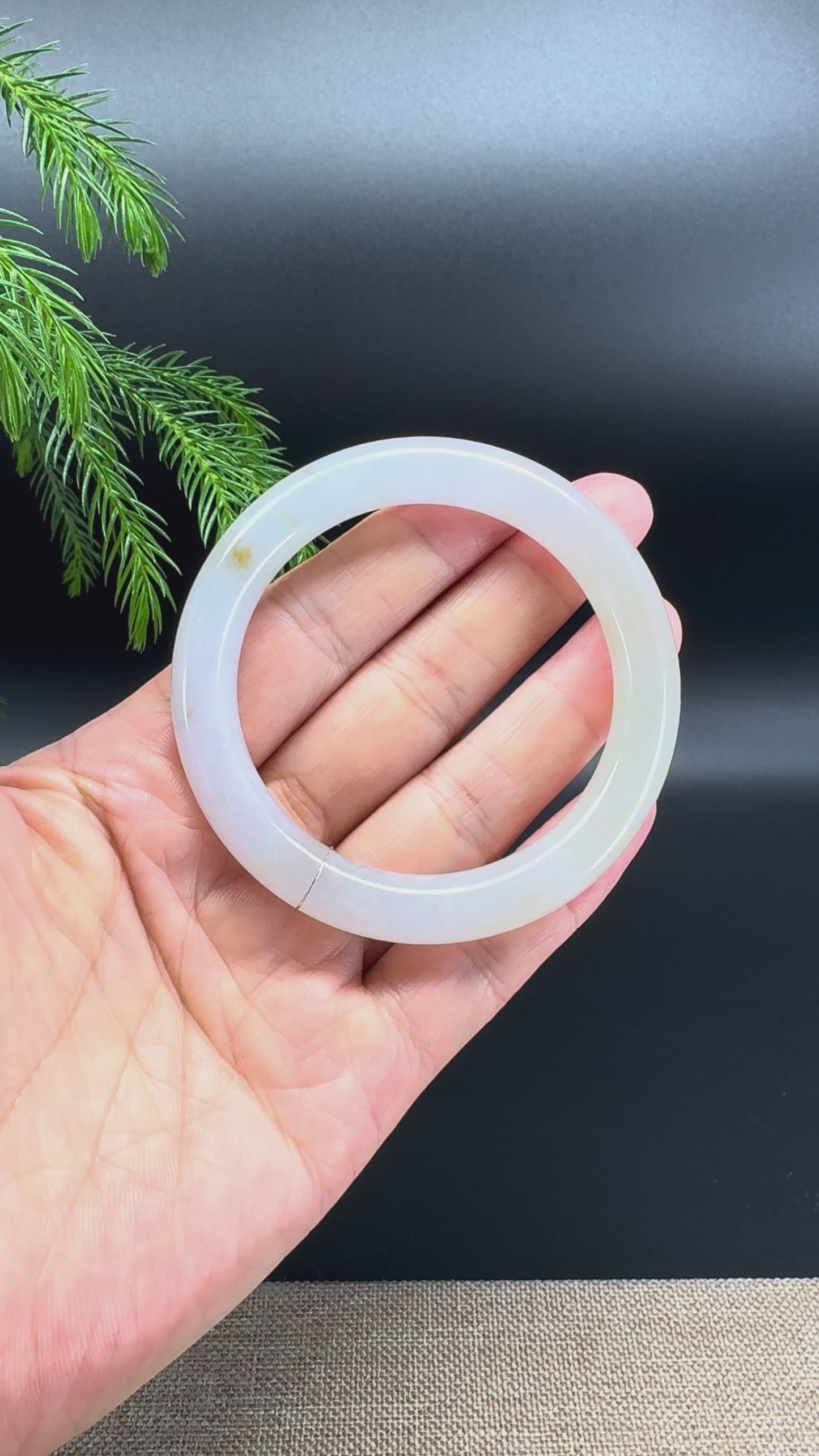 Load and play video in Gallery viewer, Genuine Burmese Icy Yellow Jade Jadeite Bangle Bracelet (52.7mm)
