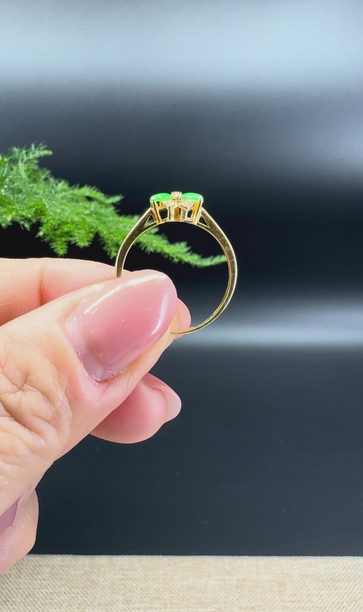 RealJade® 18K Yellow Gold Imperial Green Jadeite Jade Bowknot Ring With Diamonds