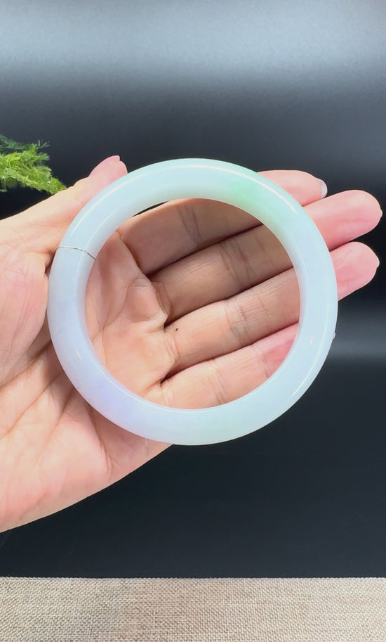 Load and play video in Gallery viewer, Genuine Burmese Lavender Green Jade Jadeite Bangle Bracelet ( 60.9mm )
