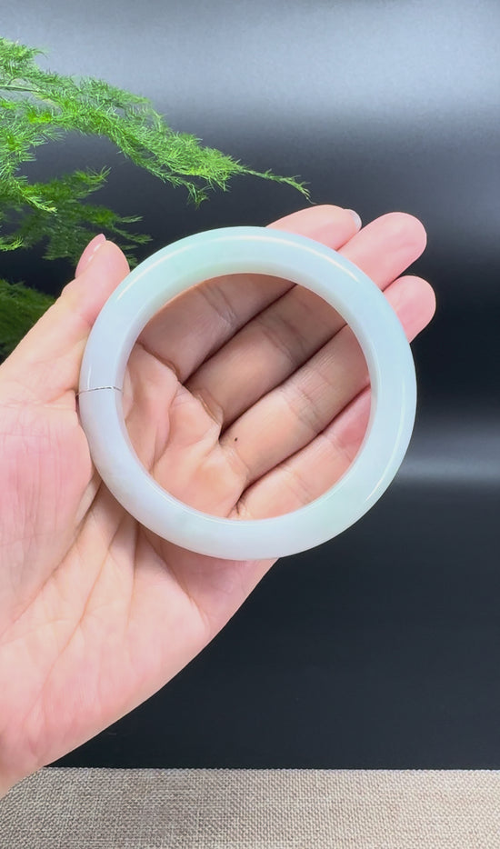 Load and play video in Gallery viewer, Genuine Burmese Lavender Green Jade Jadeite Bangle Bracelet ( 58.8mm )
