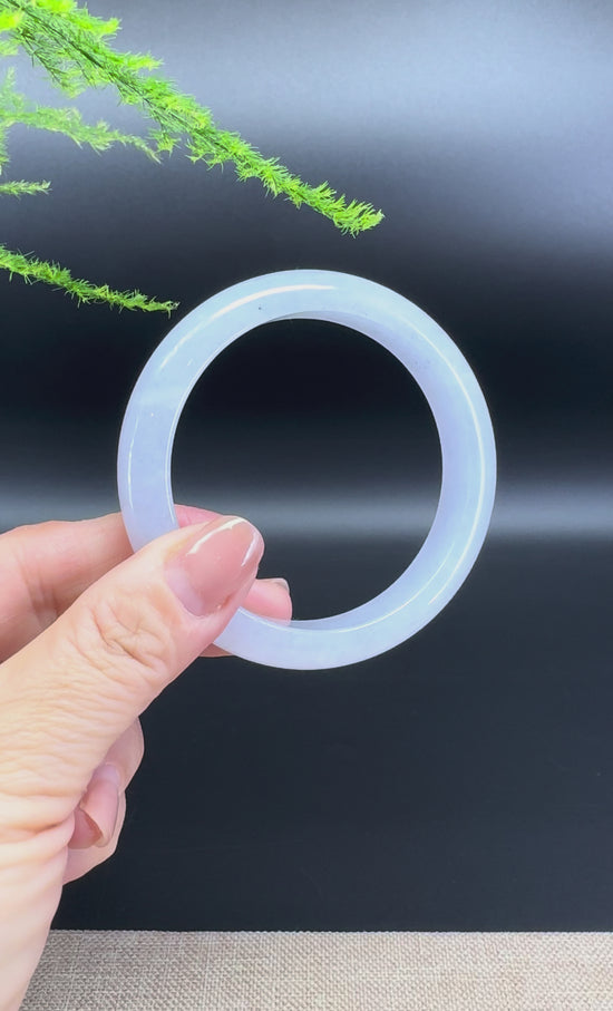 Load and play video in Gallery viewer, Genuine Burmese Icy Lavender Jade Jadeite Bangle Bracelet ( 57.6mm )
