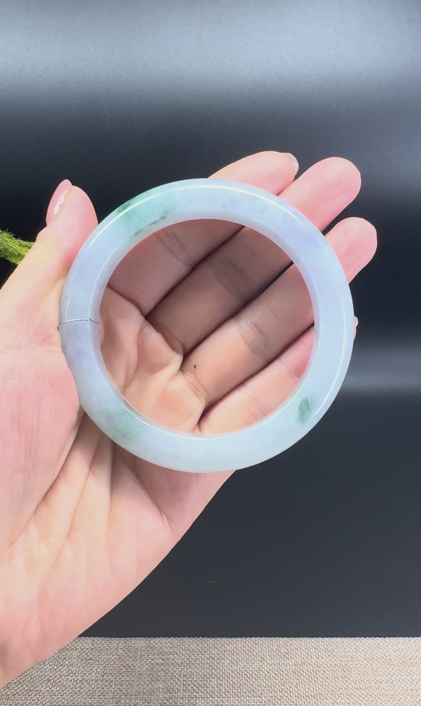 Load and play video in Gallery viewer, Genuine Burmese Green lavender Jade Jadeite Bangle Bracelet ( 57.1mm )
