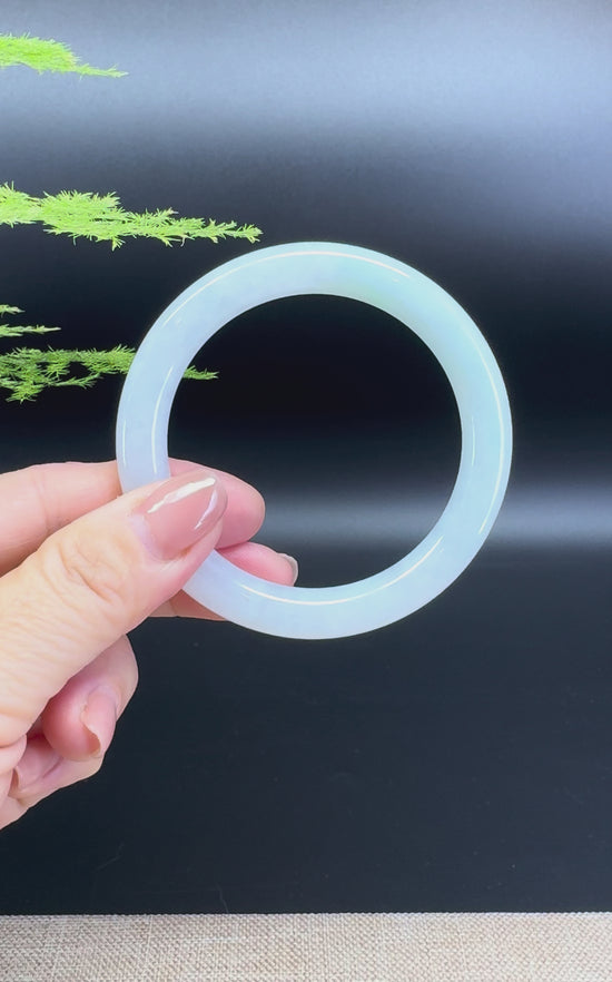 Load and play video in Gallery viewer, Genuine Burmese Icy Green Jade Jadeite Bangle Bracelet ( 54.6mm )
