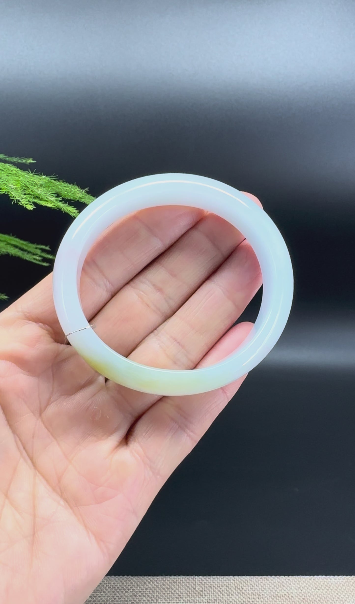 Genuine Burmese Yellow Green Jade Jadeite Bangle Bracelet ( 52.7*48.4mm )