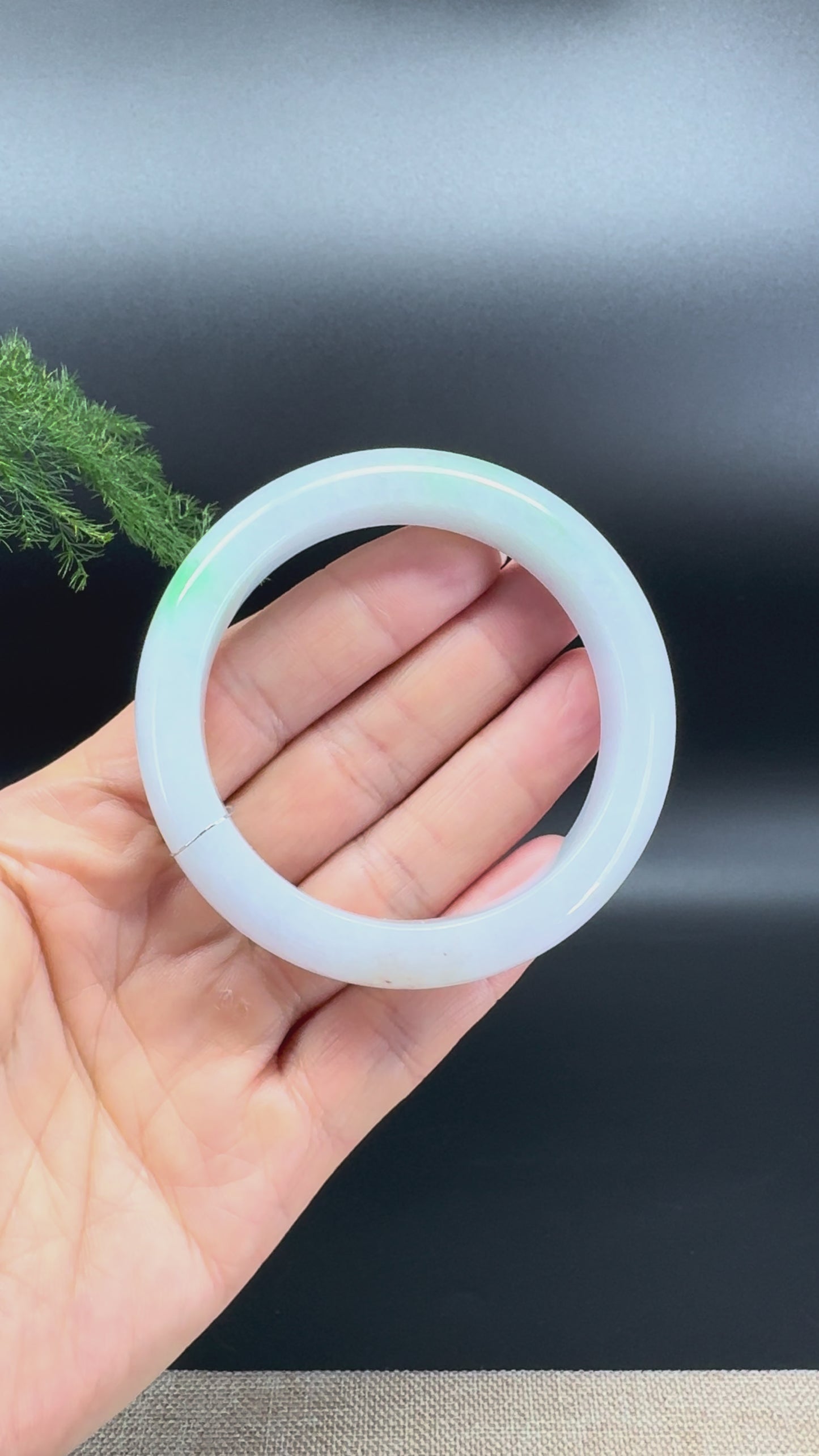 Load and play video in Gallery viewer, Genuine Burmese Icy Green Jade Jadeite Bangle Bracelet ( 54.3mm )
