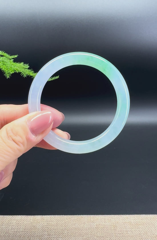 Load and play video in Gallery viewer, Genuine Burmese Icy Green Jade Jadeite Bangle Bracelet (51.2mm)
