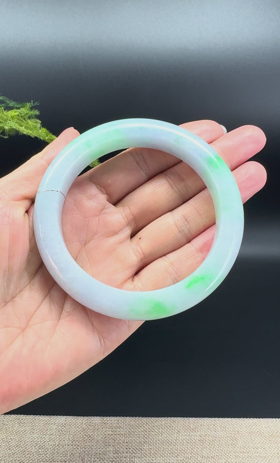 Load and play video in Gallery viewer, Genuine Burmese Lavender Green Jade Jadeite Bangle Bracelet ( 62.2mm )
