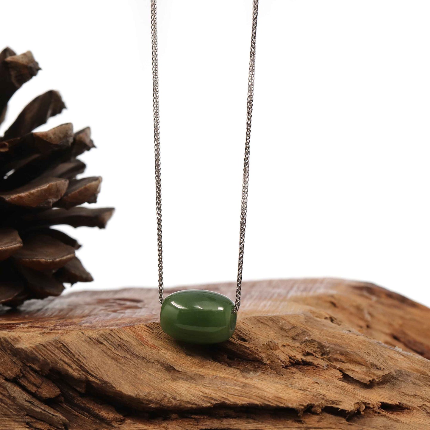 Load image into Gallery viewer, RealJade Co. Jade Pendant Necklace  &amp;quot;Lu Lu Tong&amp;quot; Green Jade Lucky TongTong Pendant Necklace
