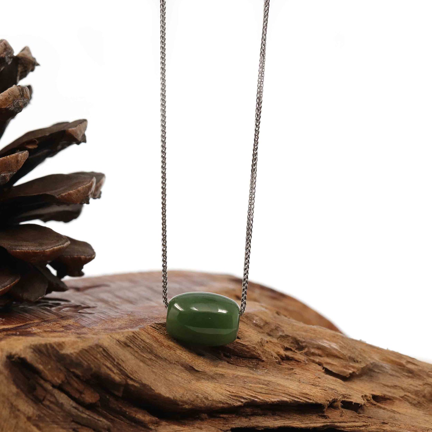 Load image into Gallery viewer, RealJade Co. Jade Pendant Necklace  &amp;quot;Lu Lu Tong&amp;quot; Green Jade Lucky TongTong Pendant Necklace
