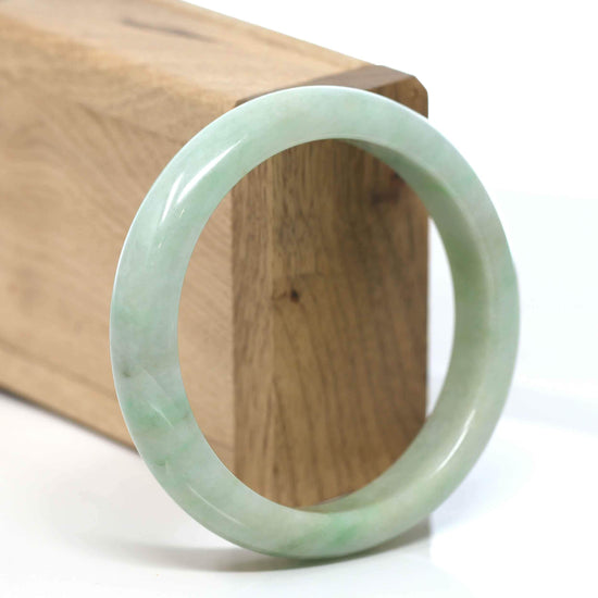 Load image into Gallery viewer, RealJade¨ &amp;quot;Classic Bangle&amp;quot; Blue Green Natural Burmese Jadeite Jade Bangle ( 57.53 mm )#301
