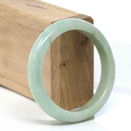 Load image into Gallery viewer, RealJade¨ &amp;quot;Classic Bangle&amp;quot; Blue Green Natural Burmese Jadeite Jade Bangle ( 57.53 mm )#301
