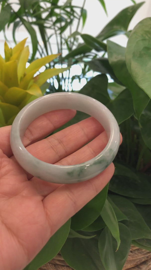 Load and play video in Gallery viewer, &amp;quot;Classic Bangle&amp;quot; Forest Green Jadeite Jade Bangle (58.71 mm) #718
