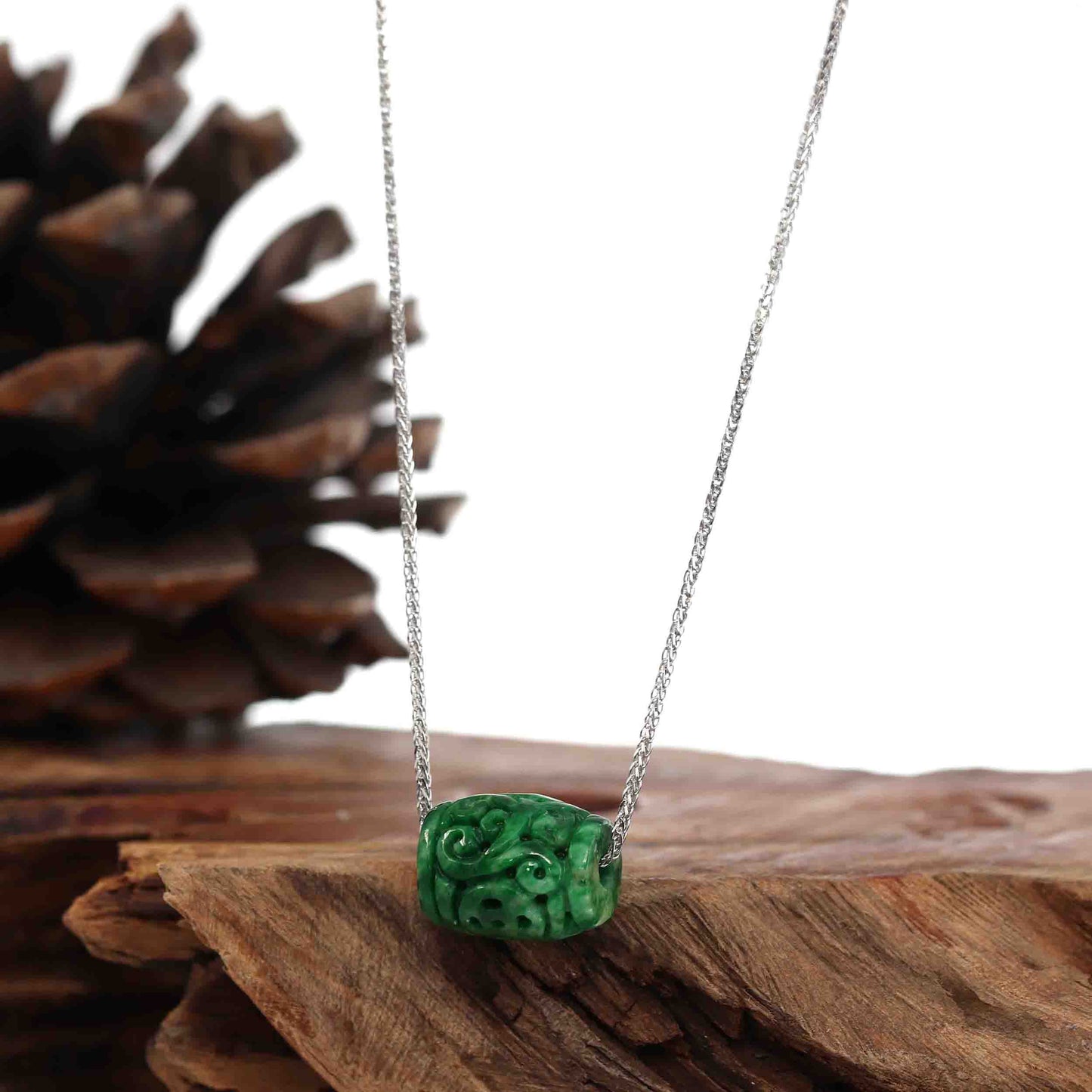 Load image into Gallery viewer, RealJade® Co. &amp;quot;Good Luck Button&amp;quot; Necklace Green Jadeite Jade Lucky TongTong Pendant Necklace
