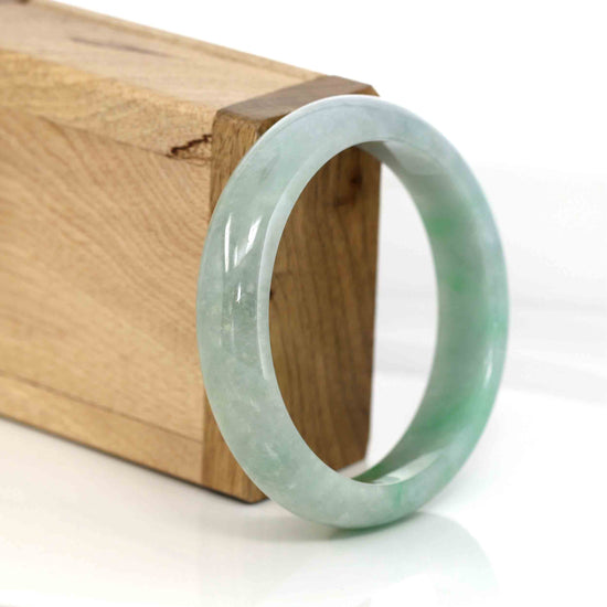 Load image into Gallery viewer, RealJade® Co. Classic Green Natural Jadeite Jade Bangle (56.60 mm )#326
