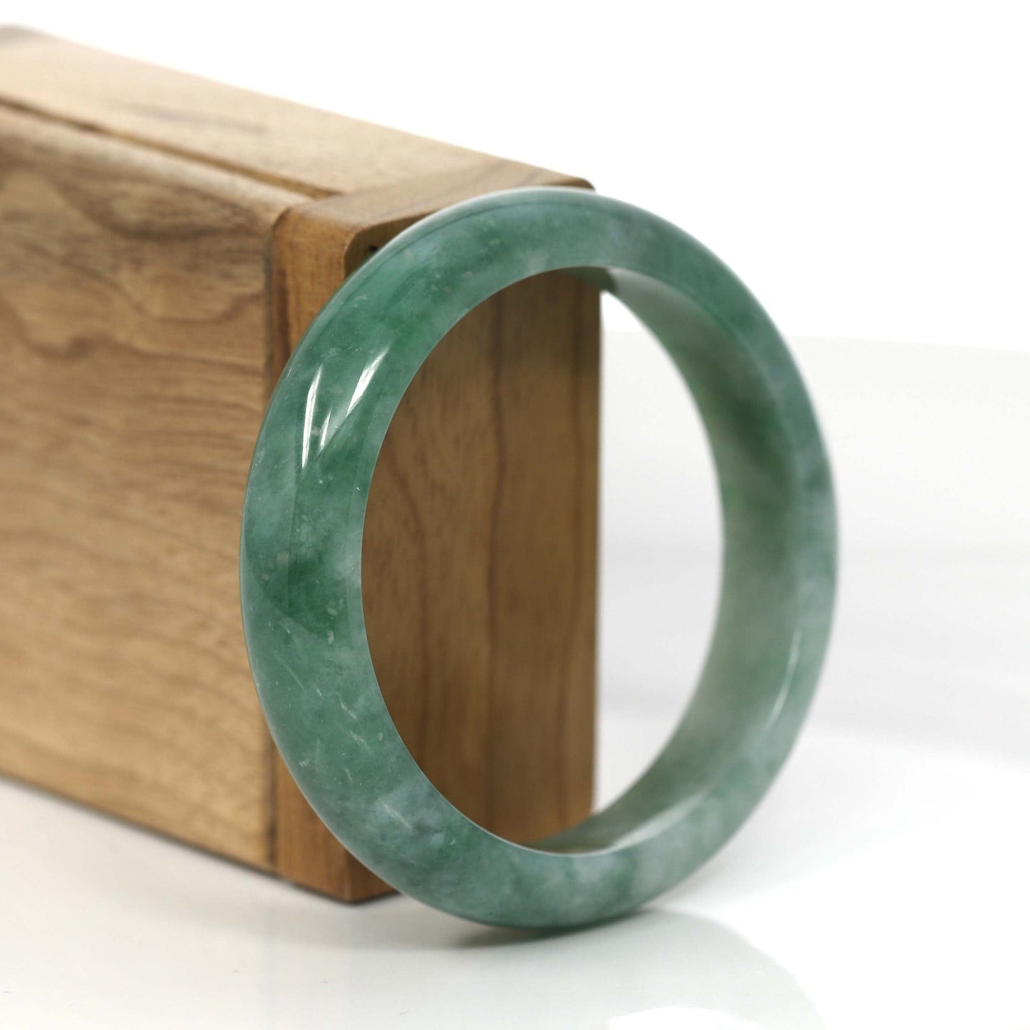 Load image into Gallery viewer, RealJade Co. Jadeite Jade Bangle Bracelet Forest Green Classic Real Jadeite Jade Bangle Bracelet (57.34 mm) #885
