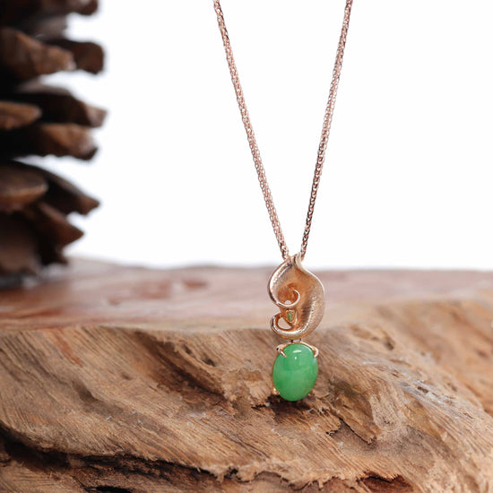 Load image into Gallery viewer, 18K Rose Gold &amp;quot;Morning Glory&amp;quot; Imperial Jadeite Jade Cabochon Necklace with Diamonds
