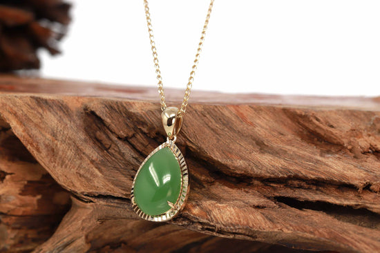 Load image into Gallery viewer, RealJade® Co. Natural Nephrite Jade Necklace With Gold www.realjade.com genuine jade Happy Valley Oregon
