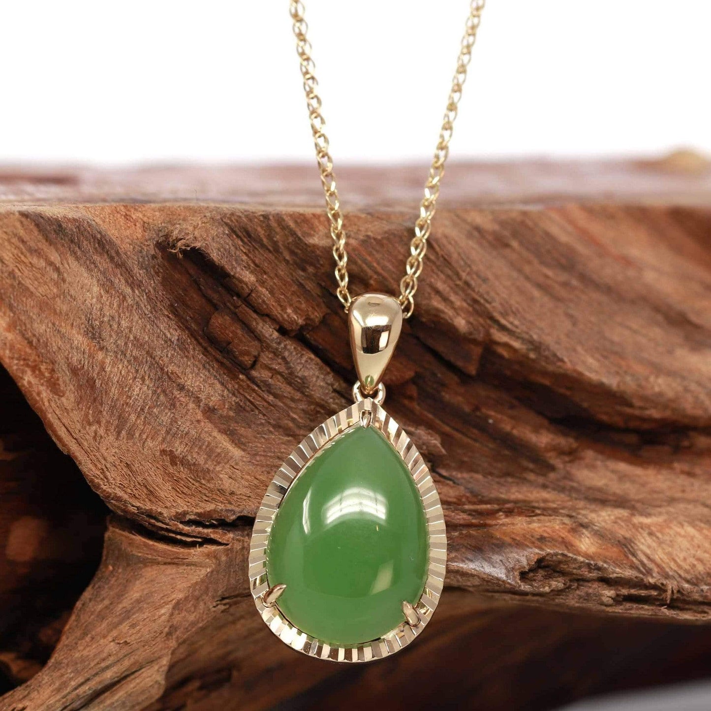14K Gold Genuine Green Nephrite Apple Green Jade Tear Drop Diamond Cut Setting Pendant Necklace