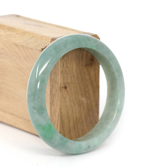 Load image into Gallery viewer, RealJade® Co. &amp;quot;Classic Bangle&amp;quot; Green Natural Burmese Jadeite Jade Bangle ( 57.95mm ) #455
