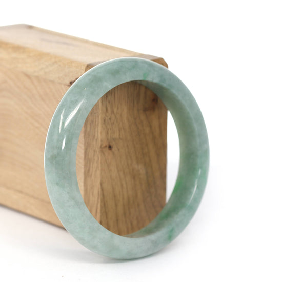Load image into Gallery viewer, RealJade® Co. &amp;quot;Classic Bangle&amp;quot; Green Natural Burmese Jadeite Jade Bangle ( 57.95mm ) #455
