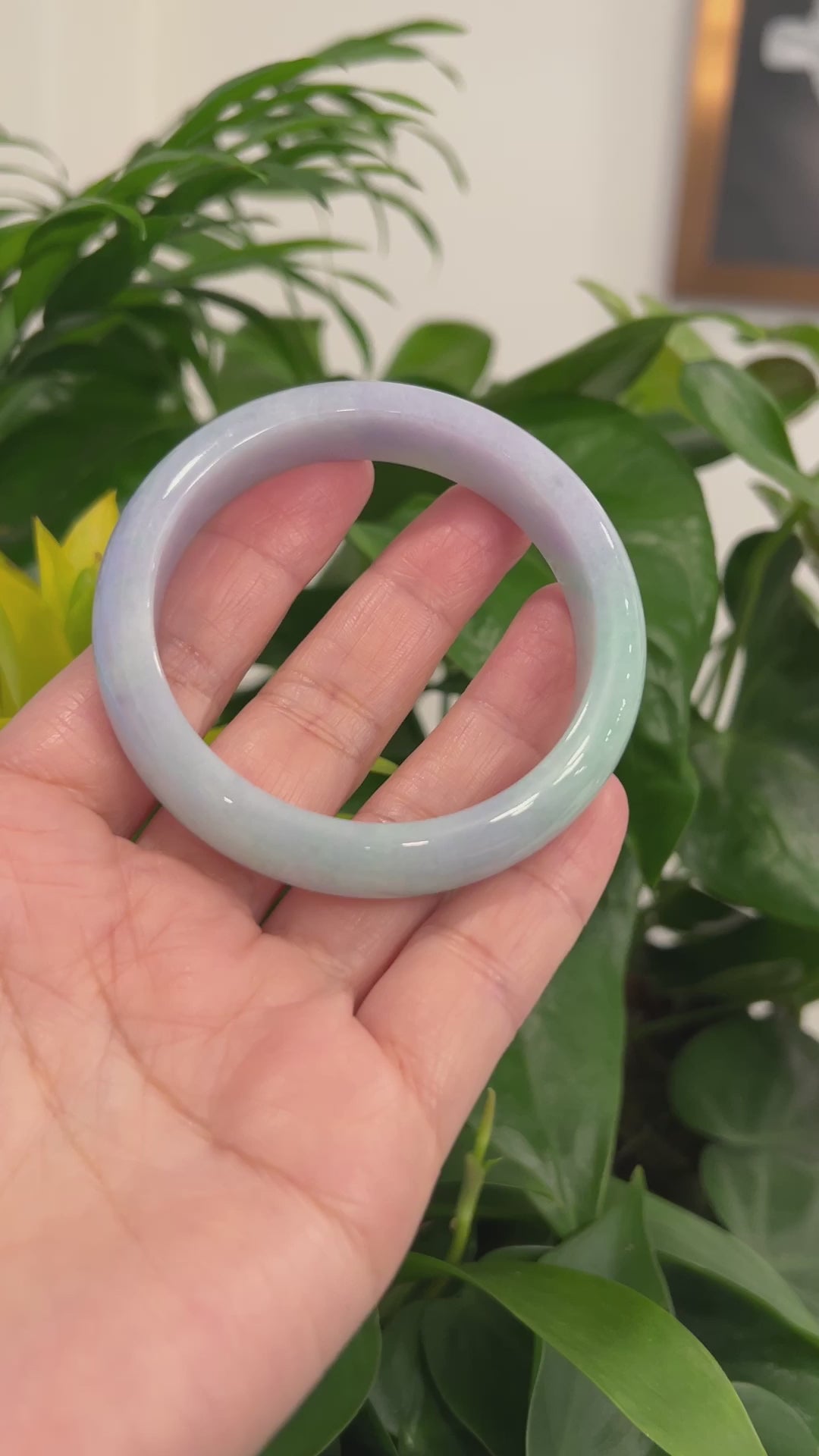 Load and play video in Gallery viewer, &amp;quot;Princess Half Round&amp;quot; Green Lavender Natural Jadeite Jade Bangle (60.45 mm) #377
