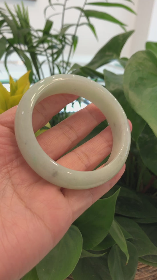 Load and play video in Gallery viewer, &amp;quot;Princess Half Round&amp;quot; Yellow- Green Jadeite Jade Bangle (58.77 mm) #689
