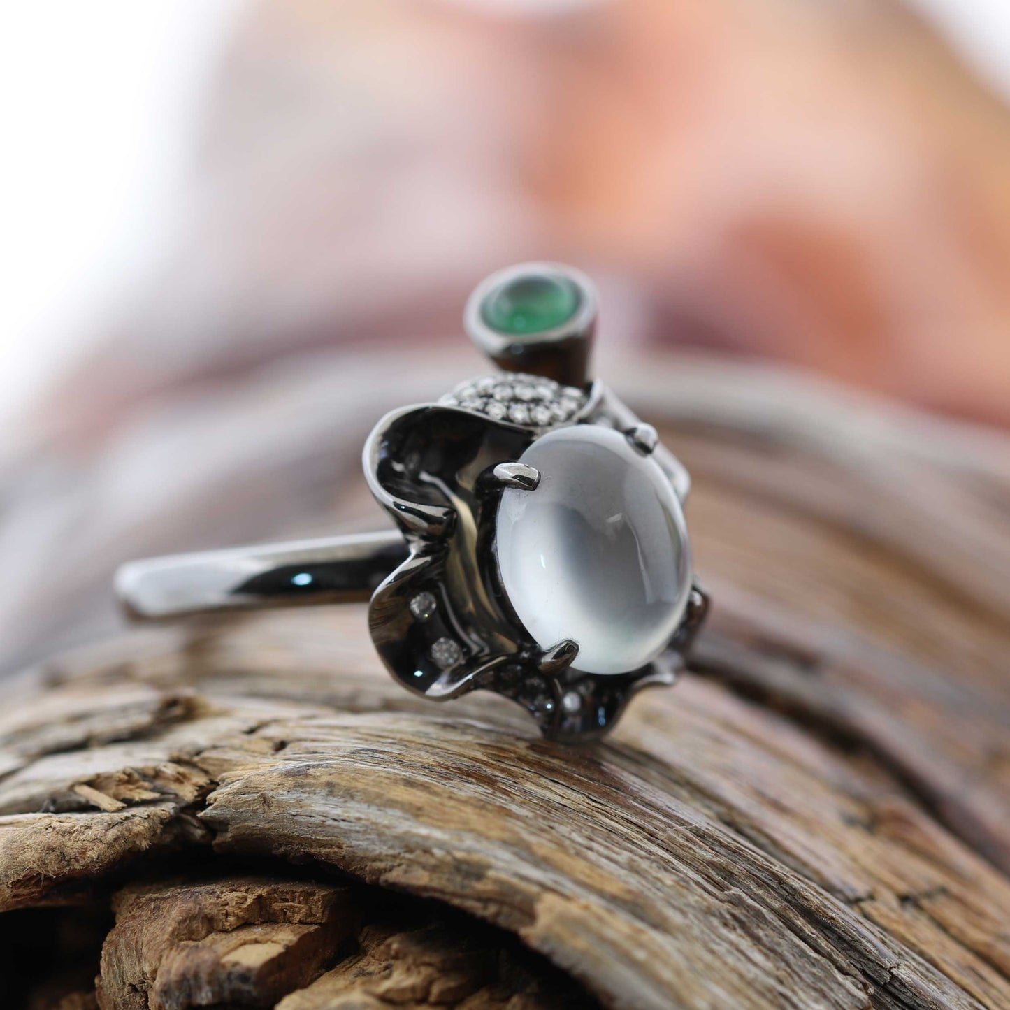 Load image into Gallery viewer, RealJade™ Flower 18k Black Gold Natural Ice Jadeite Jade Engagement Ring
