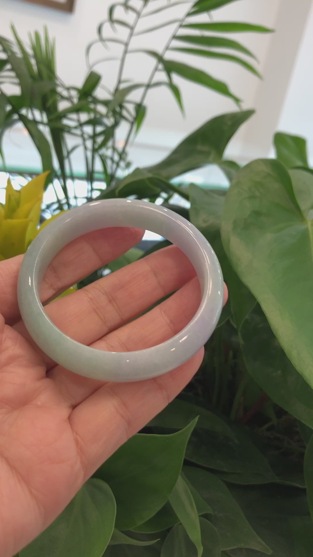 Load and play video in Gallery viewer, &amp;quot;Princess Half Round&amp;quot; Lavender Green Natural Jadeite Jade Bangle (56.62 mm) #709
