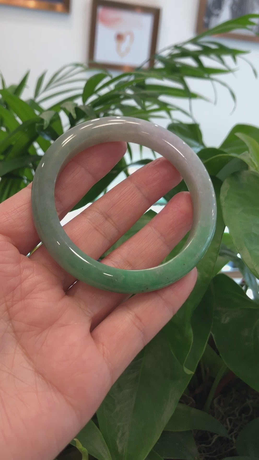 Load and play video in Gallery viewer, RealJade® Co. Forest Green Classic Real Jadeite Jade Bangle Bracelet (60.53mm) #926

